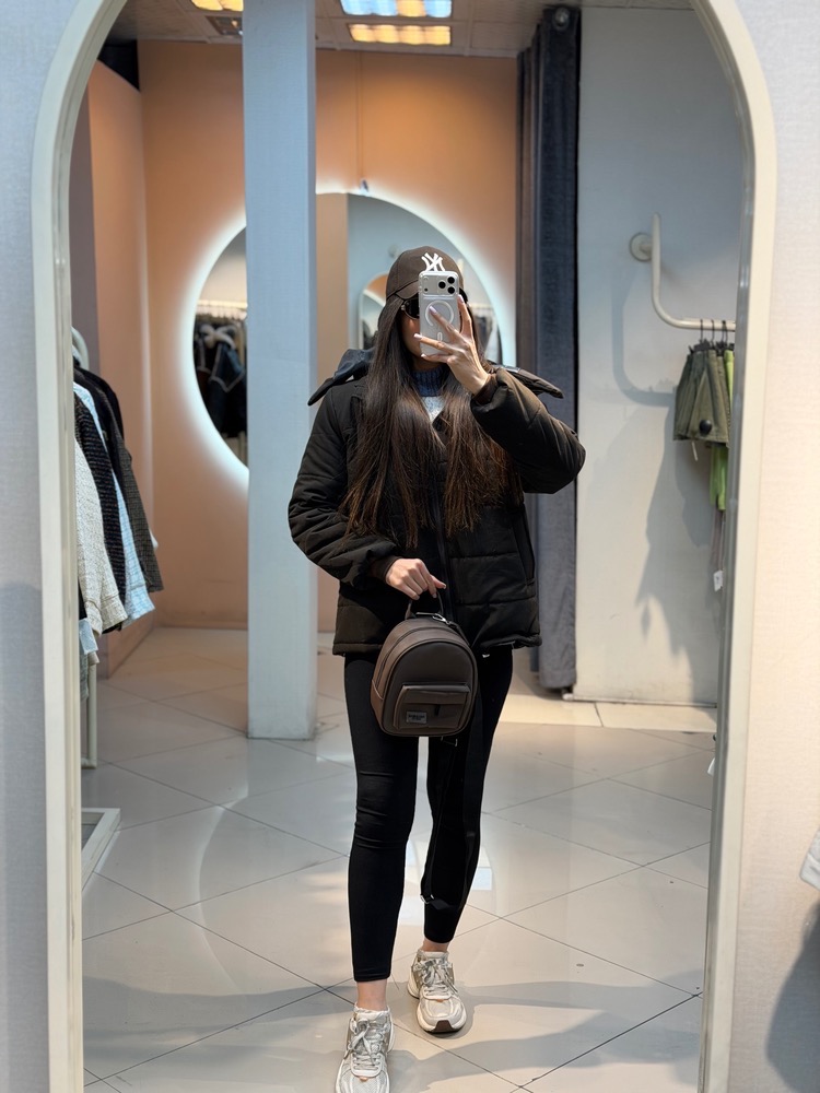 IMG_1220 کاپشن کد 180240 - Image 1